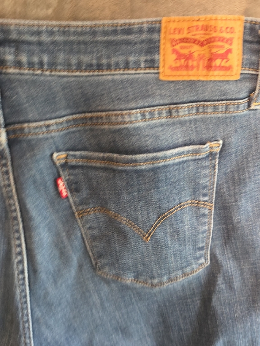 Levi's 711 Skinny Jeans - Picture 7 of 11